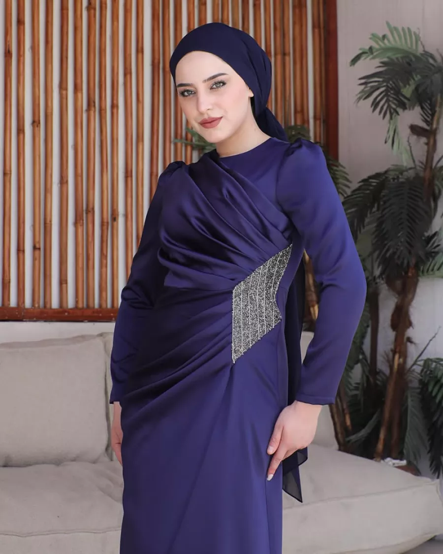 İşlemeli Drape Detaylı Saten Lacivert Tesettür Abiye 2