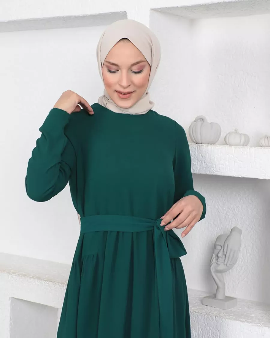 Kuşak Detaylı Fırfırlı Etek Uçlu Zümrüt Yeşili Elbise 2