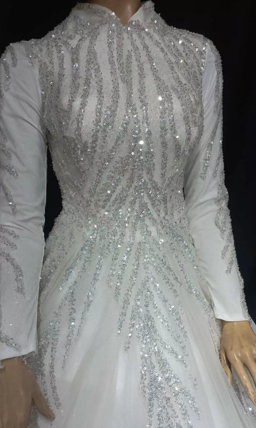 Kristal Zarafet – Işıltı Detaylı Tesettür Prenses Gelinlik 2